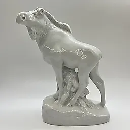 Фарфоровая статуэтка "Лось" скульптора Б.Я. Воробьёва, ЛФЗ, СССР, 1950-1960 гг. (требует реставрации)