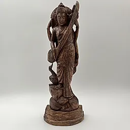 Резная деревянная статуэтка богини Сарасвати, Индия, 1970-1990 гг.