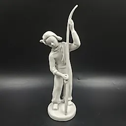 Фарфоровая статуэтка «Лыжник» ЛФЗ, СССР, 1950–1970 гг.