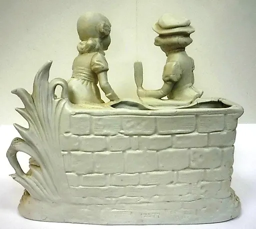 Статуэтка-ваза Двое у лодки фарфор Германия - View 5