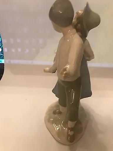 Фарфоровая статуэтка Пара - View 5