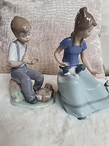 Девочка с 2 щенками собак или мальчик с собачьей статуэткой Отличное состояние - View 6