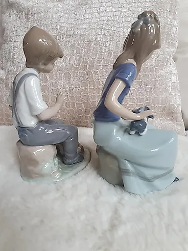 Девочка с 2 щенками собак или мальчик с собачьей статуэткой Отличное состояние - View 7