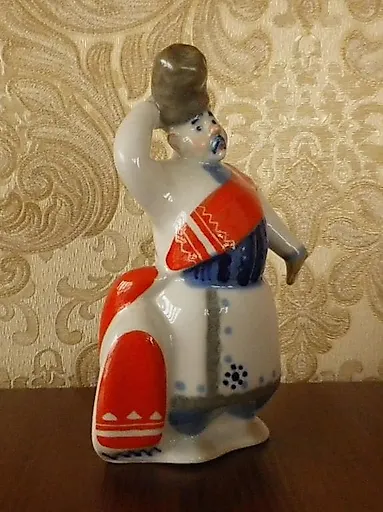 Статуэтка из композиции "Наталка Полтавка"литера - View 2