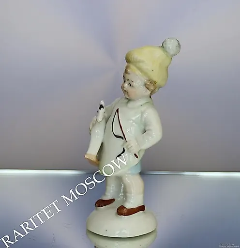 Мальчик с лошадкой - View 3