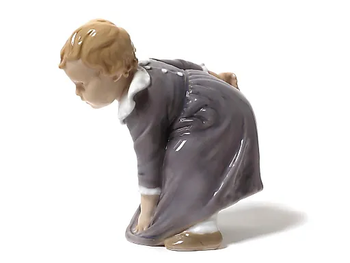 Фарфоровая фигура "Девочка" - View 2