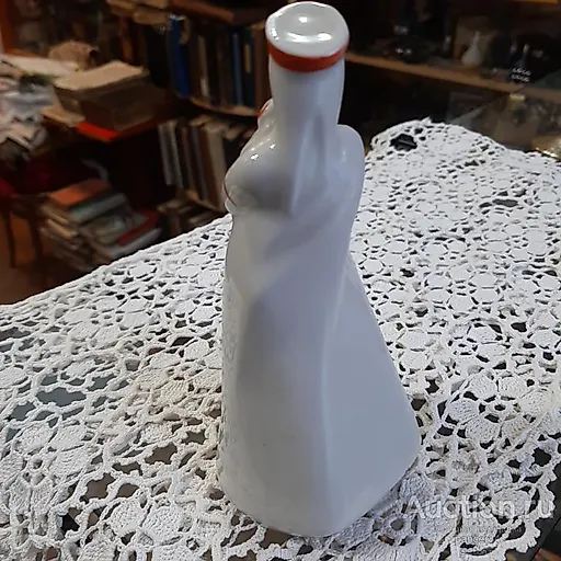 Девушка с розой - View 4