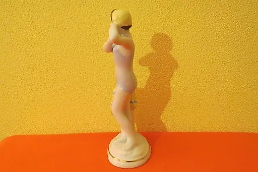 Юная купальщица - View 2