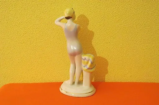 Юная купальщица - View 3