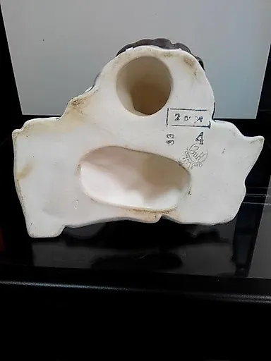 Украинка, вышивающая ковер - View 5