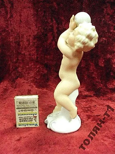 Мальчик с шаром - View 2