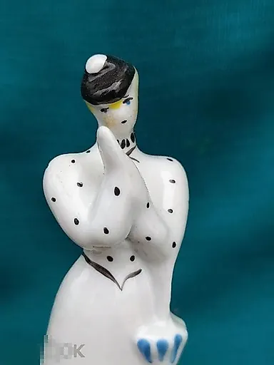 Дама с собачкой - View 2