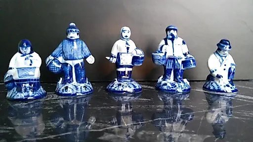 Грибники Ю. Гаранин, 5 фигурок - View 2