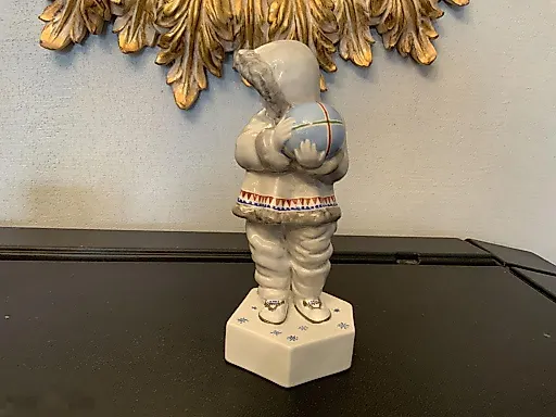 ЧУКЧА с МЯЧОМ - View 3