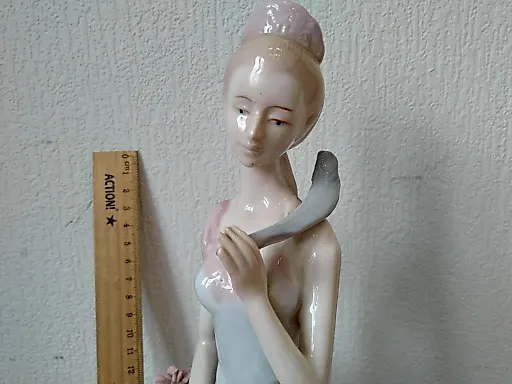 Дама с цветами - View 4