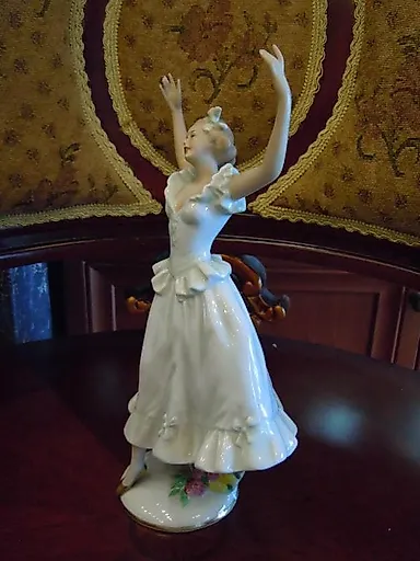 Танцовщица, Валлендорф, Германия 1960гг, выс-25см - View 3