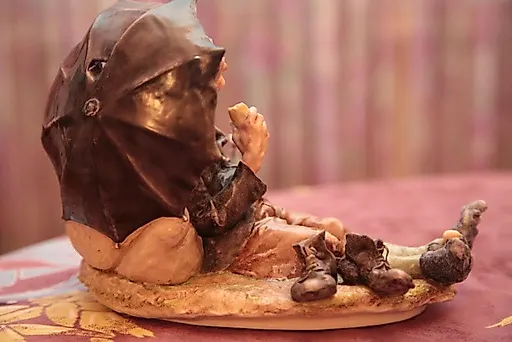 Старичок на пикнике - View 6