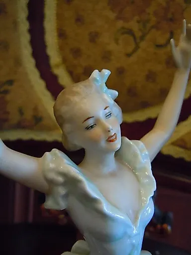 Танцовщица, Валлендорф, Германия 1960гг, выс-25см - View 6