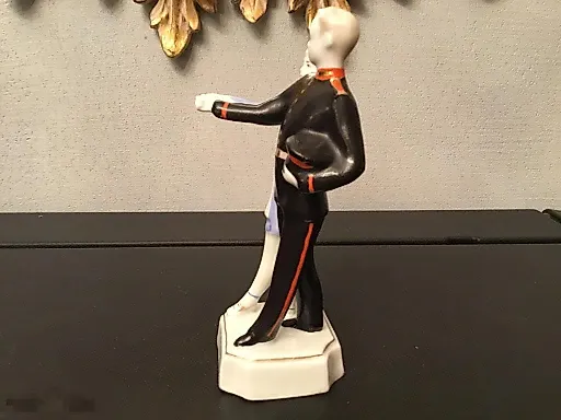 ПЕРВЫЙ БАЛ - View 2