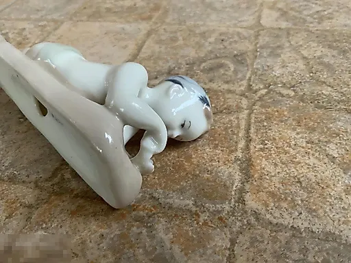 Мальчик на пляже - View 6