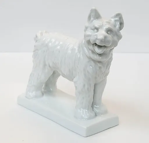 Белая Собака - View 2