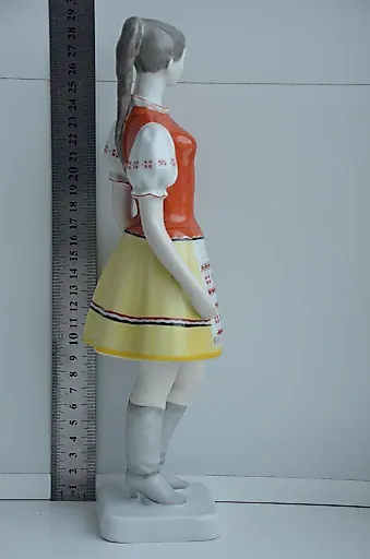 Девушка Национальный костюм одежда - View 2