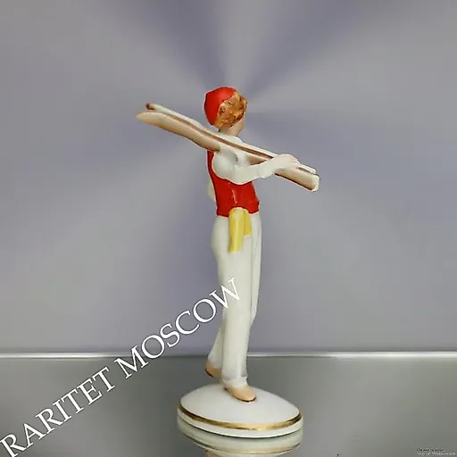 Девушка лыжница - View 4