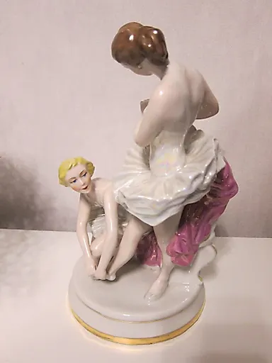 Балерины перед выступлением - View 4