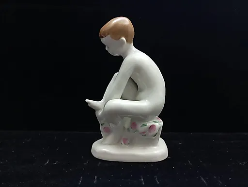 МАЛЬЧИК С ПОЛОТЕНЦЕМ - View 3