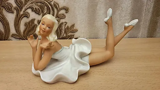 Танцовщица лежачая - View 6