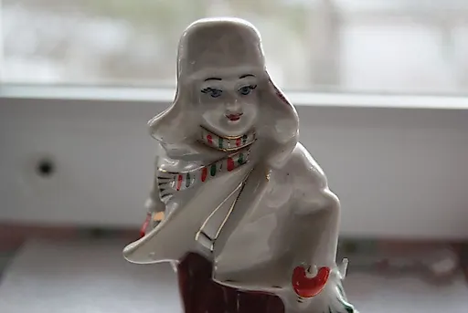 Мальчик на лыжах - View 2