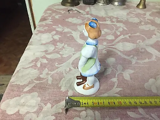 Девочка с мишкой - View 2