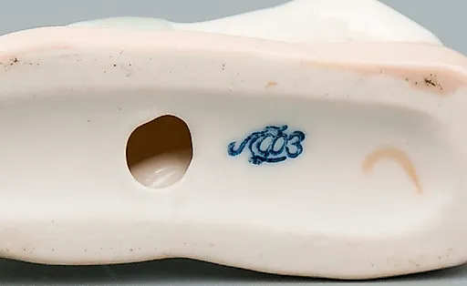 Мальчик на пляже - View 3