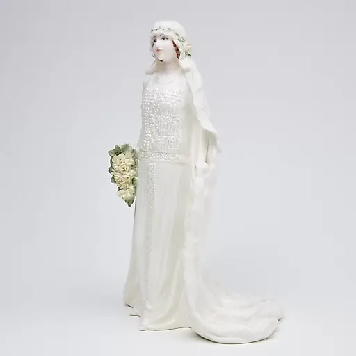 Статуэтка "Королева Элизабет" - View 4