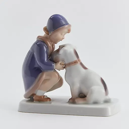 "Девочка с терьером" - View 2