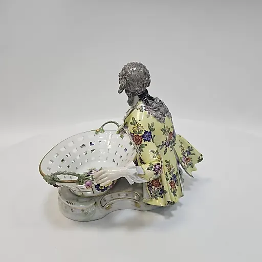 Конфетница с фигуркой юноши 19в - View 4