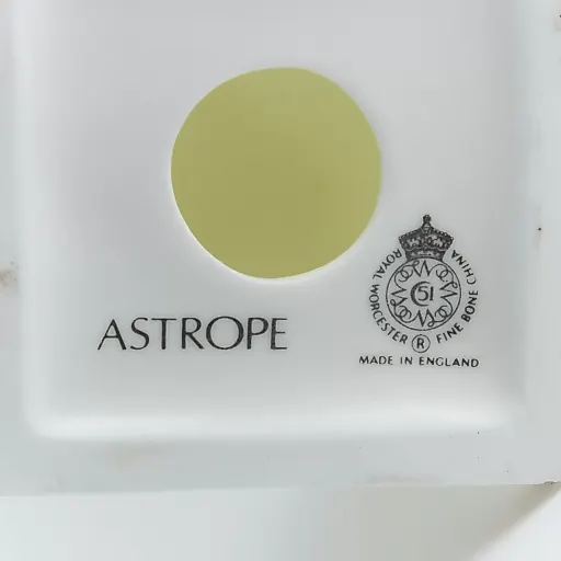 Два бюста лошадей Phelegon и Astrope - View 4