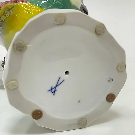 Попугай, спускающийся с высоты - View 12