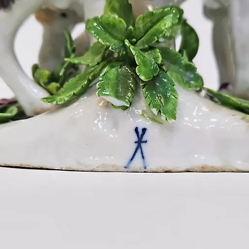 Фигурка путти с козой и козленком - View 10