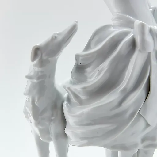 Старинная скульптурная группа "Девушка Клара с борзыми" - View 7