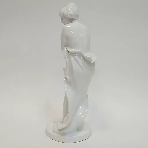 Фигурка белый фарфор КПМ для ванны "На Ванзее" скульптор Пол Шлей - View 3