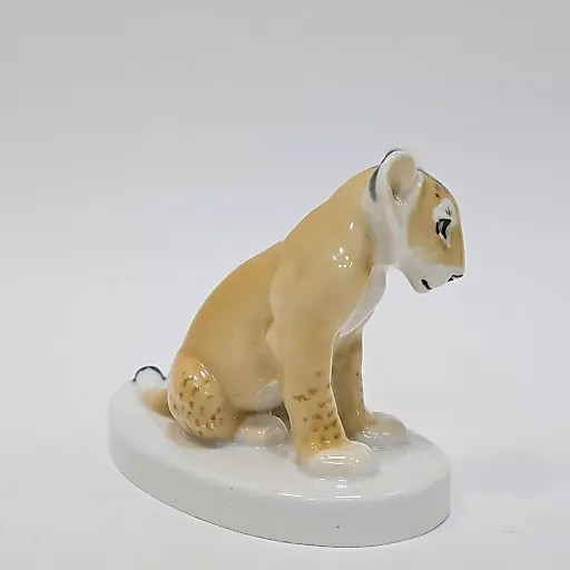 Фигурка Молодая львица - View 4