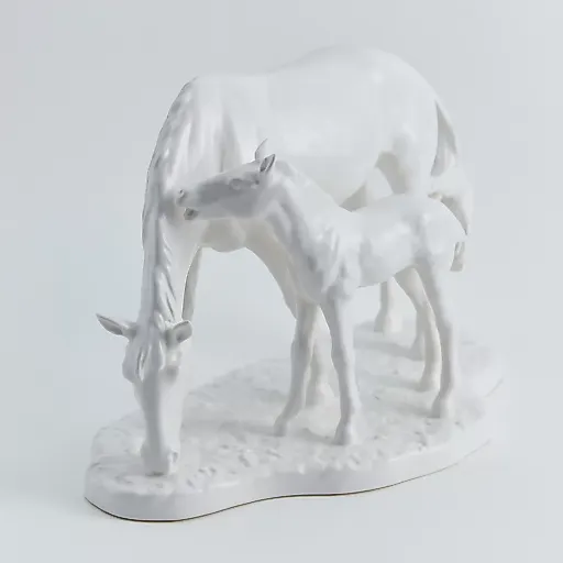 Скульптурная группа "Кобыла с жеребенком" - View 2