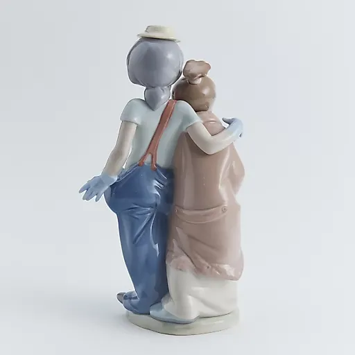 "Клоун с дамой", скульптор J.Huerta - View 2