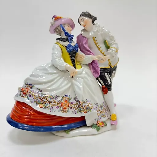 Скульптурная группа "Бельтрам и Коломбина" фарфор 1740 гг Германия - View 3