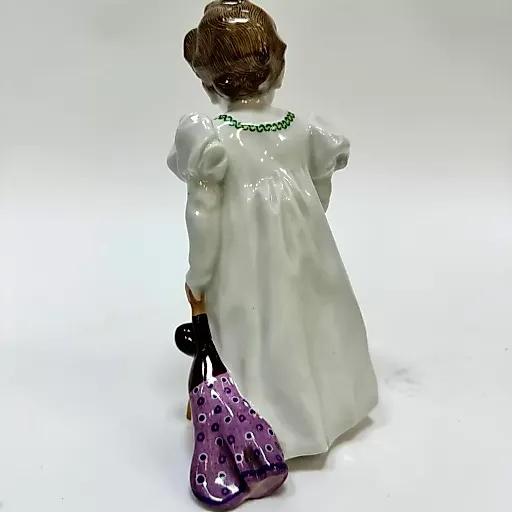 Фигурка Девочка с куклой 1910г - View 5