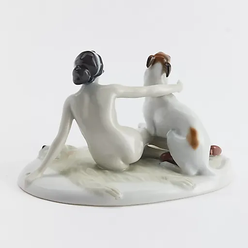 Статуэтка "Обнаженная девушка с собакой" - View 2