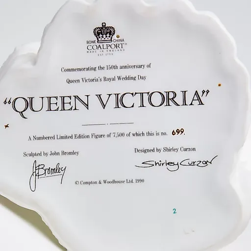 Статуэтка "Королева Виктория" - View 10