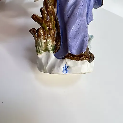 Старинная статуэтка "Зима" - View 5