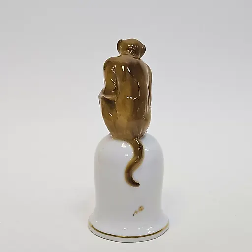 Фигурка Обезьяна шимпанзе на пьедестале в форме колокола - View 4